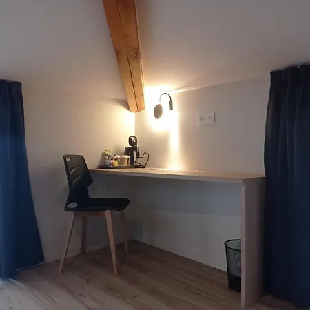 La Batisse Du Velay Hotel *